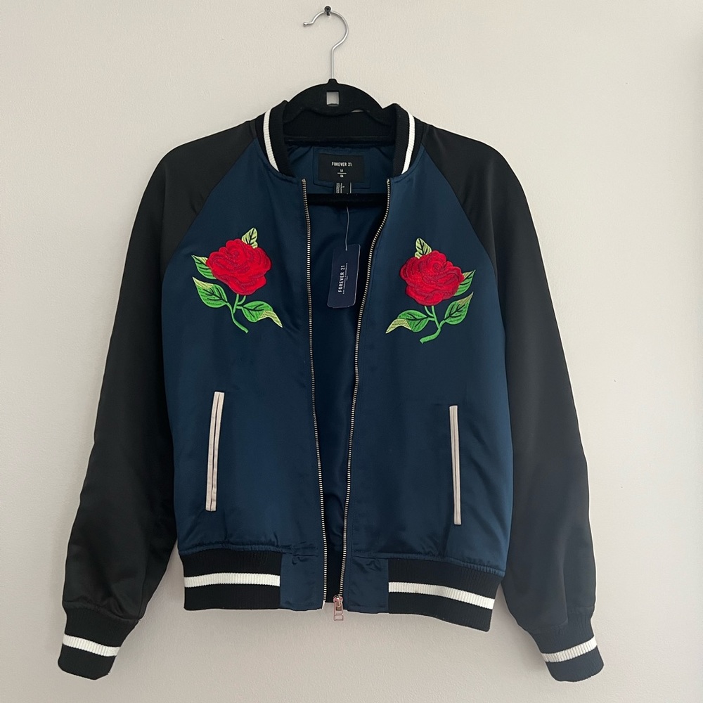 Forever21 Bomber Jacket embroidered vintage style